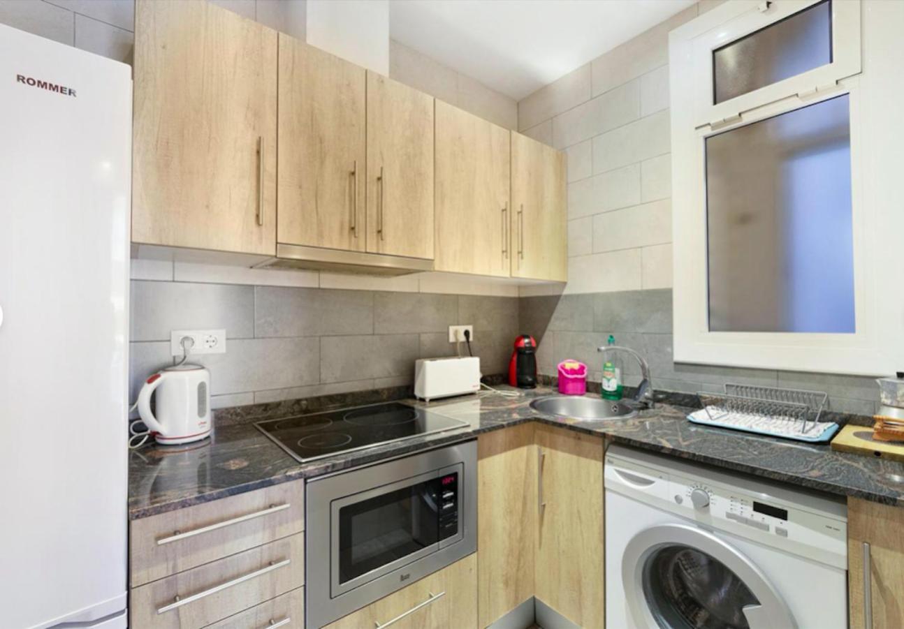 Great Apartment In Sagrada Familia With Balcony Barcelona Exterior photo